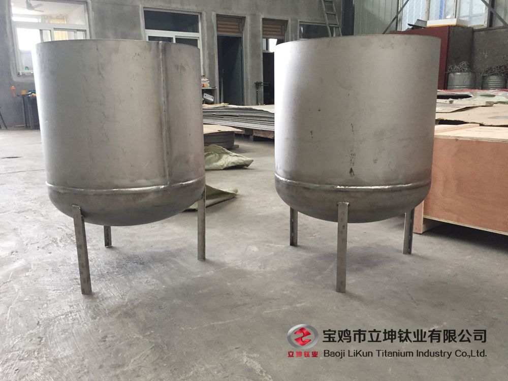 鈦設(shè)備-儲罐