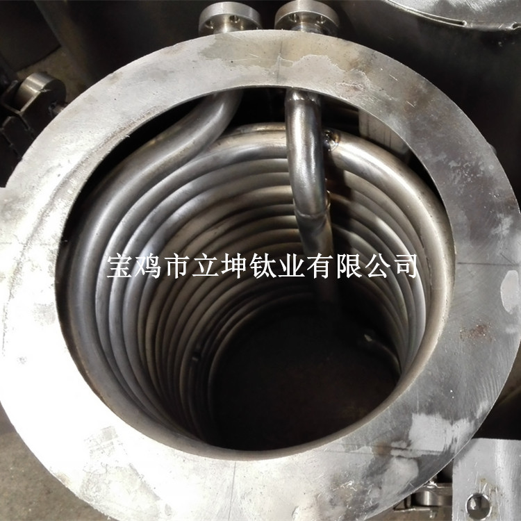 立坤冷卻用純鈦盤(pán)管